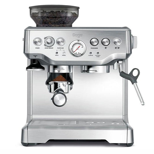 Sage Barista Express – Portafilter Machine with Integrated Grinder & Steam Wand